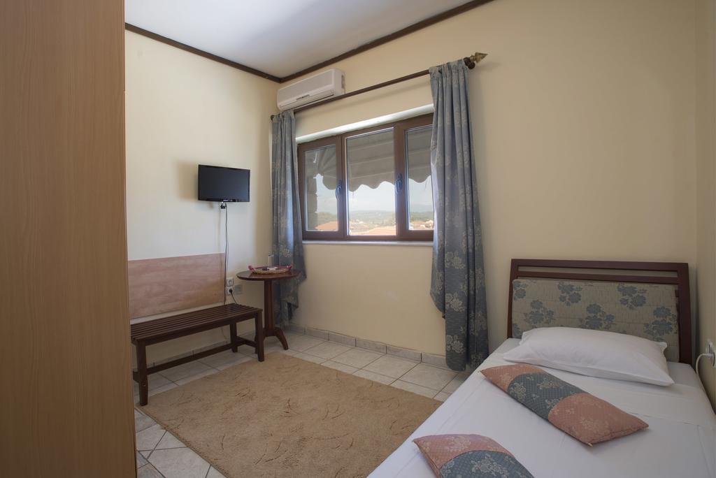 Methoni Beach Hotel